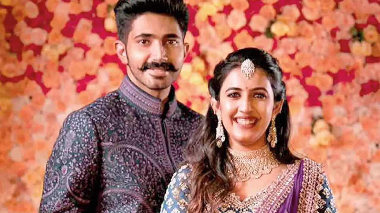 ಡಿವೋರ್ಸ್ವರೆಗೆ ಬಂದು ನಿಂತ ನಿಹಾರಿಕಾ ಪ್ರೇಮ ವಿವಾಹ; ಹೊಸ ಸಾಕ್ಷಿ ತಂದ ಫ್ಯಾನ್ಸ್ ಡಿವೋರ್ಸ್ವರೆಗೆ ಬಂದು ನಿಂತ ನಿಹಾರಿಕಾ ಪ್ರೇಮ ವಿವಾಹ; ಹೊಸ ಸಾಕ್ಷಿ ತಂದ ಫ್ಯಾನ್ಸ್