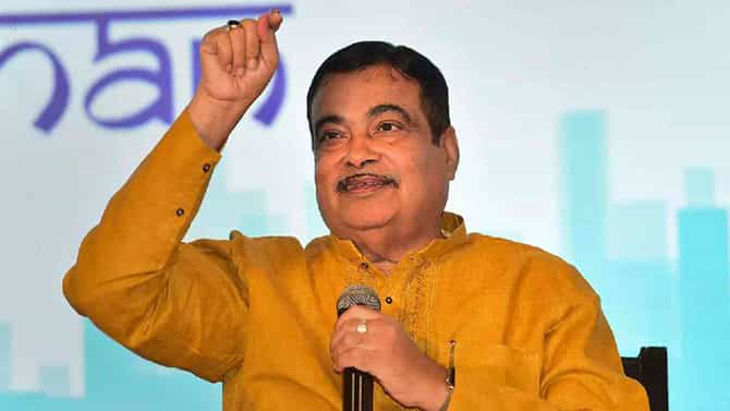 ಆರು ತಿಂಗಳಲ್ಲಿ ಟೋಲ್ ಪ್ಲಾಜಾ ರದ್ದು, ಜಿಪಿಎಸ್ ಆಧಾರಿತ ಸಂಗ್ರಹ ವ್ಯವಸ್ಥೆ; ನಿತಿನ್ ಗಡ್ಕರಿ