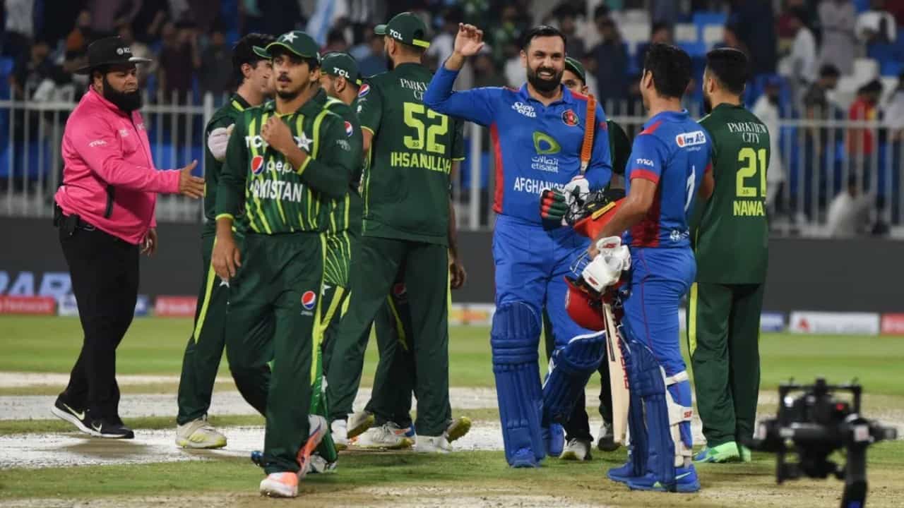 PAK vs AFG: ಶಾರ್ಜಾದಲ್ಲಿ ಮುಜುಗರಕ್ಕೀಡಾದ ಪಾಕ್; ಸರಣಿ ಗೆದ್ದು ಇತಿಹಾಸ ನಿರ್ಮಿಸಿದ ಅಫ್ಘಾನಿಸ್ತಾನ! PAK vs AFG: ಶಾರ್ಜಾದಲ್ಲಿ ಮುಜುಗರಕ್ಕೀಡಾದ ಪಾಕ್; ಸರಣಿ ಗೆದ್ದು ಇತಿಹಾಸ ನಿರ್ಮಿಸಿದ ಅಫ್ಘಾನಿಸ್ತಾನ!
