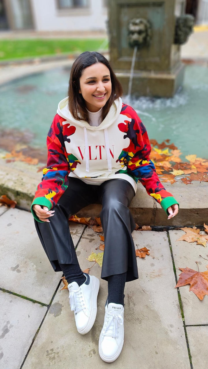 Parineeti Chopra(4)