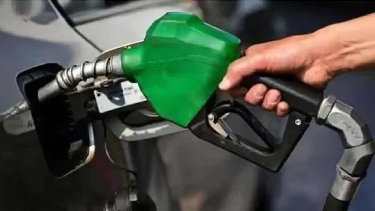 Petrol Price Today: ಬೆಂಗಳೂರು ಸೇರಿ ದೇಶದ ಪ್ರಮುಖ ನಗರಗಳಲ್ಲಿ ಮಾರ್ಚ್​ 19 ರಂದು ಪೆಟ್ರೋಲ್, ಡೀಸೆಲ್ ದರ ಎಷ್ಟಿದೆ, ವಿವರ ಇಲ್ಲಿದೆ