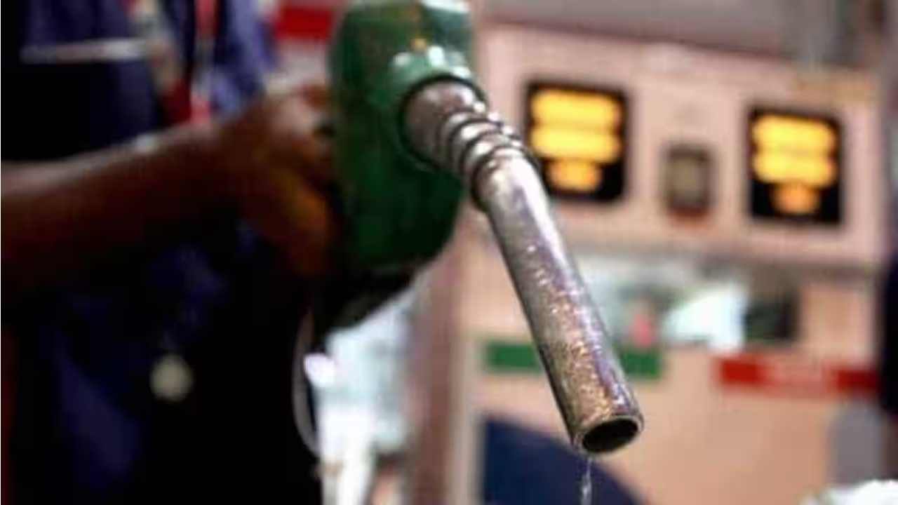 Petrol Price Today: ಬೆಂಗಳೂರು ಸೇರಿ ದೇಶದ ಪ್ರಮುಖ ನಗರಗಳಲ್ಲಿ ಮಾರ್ಚ್​ 24 ರಂದು ಪೆಟ್ರೋಲ್, ಡೀಸೆಲ್ ದರ ಎಷ್ಟಿದೆ, ವಿವರ ಇಲ್ಲಿದೆ