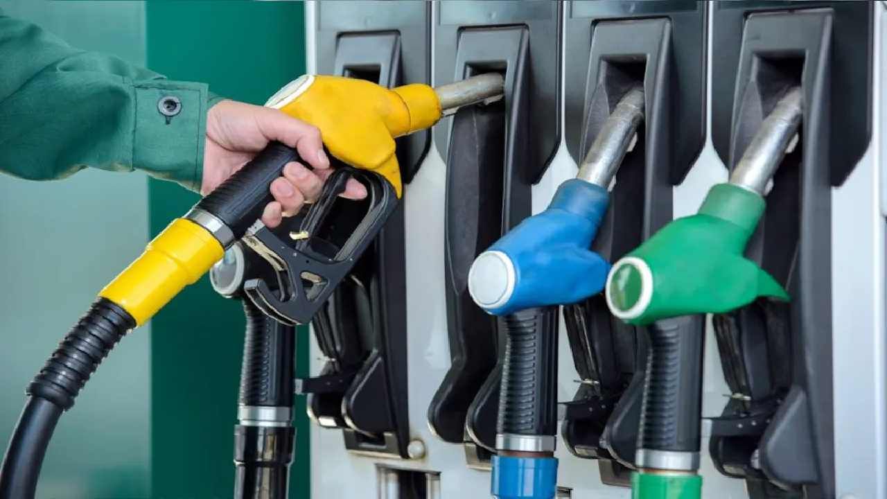 Petrol Price Today: ಬೆಂಗಳೂರು ಸೇರಿ ದೇಶದ ಪ್ರಮುಖ ನಗರಗಳಲ್ಲಿ ಮಾರ್ಚ್​ 26ರಂದು ಪೆಟ್ರೋಲ್, ಡೀಸೆಲ್ ದರ ಎಷ್ಟಿದೆ, ವಿವರ ಇಲ್ಲಿದೆ