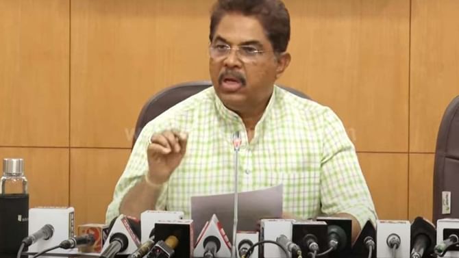 ಮನೆ ಅಥವಾ ಸೈಟು ನೋಂದಣಿ ಮಾಡಿಸಿಕೊಳ್ಳಲು ಇನ್ನು ಉಪ-ನೋಂದಾಣಿಧಿಕಾರಿ ಕಚೇರಿಗೆ ಹೋಗುವ ಅಗತ್ಯವಿಲ್ಲ: ಆರ್ ಅಶೋಕ, ಕಂದಾಯ ಸಚಿವ ಮನೆ ಅಥವಾ ಸೈಟು ನೋಂದಣಿ ಮಾಡಿಸಿಕೊಳ್ಳಲು ಇನ್ನು ಉಪ-ನೋಂದಾಣಿಧಿಕಾರಿ ಕಚೇರಿಗೆ ಹೋಗುವ ಅಗತ್ಯವಿಲ್ಲ: ಆರ್ ಅಶೋಕ, ಕಂದಾಯ ಸಚಿವ