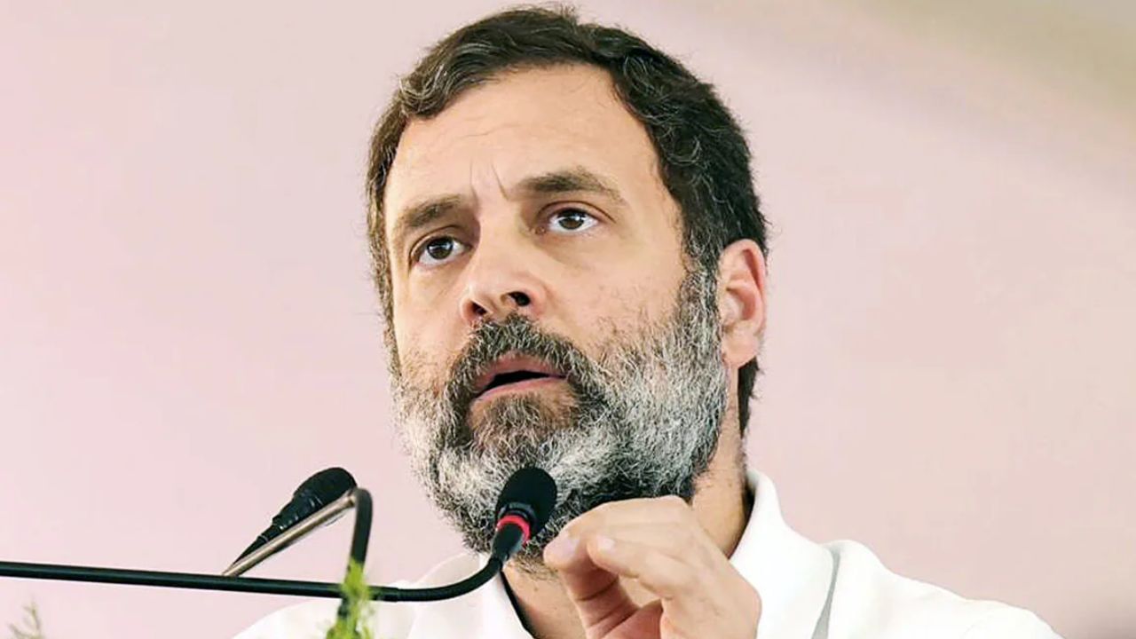 Rahul Gandhi: ರಾಹುಲ್ ಗಾಂಧಿಯನ್ನು ಲೋಕಸಭೆಯಿಂದ ಅನರ್ಹಗೊಳಿಸುವಂತೆ ಸುಪ್ರೀಂ ಕೋರ್ಟ್ ವಕೀಲ ಮನವಿ Rahul Gandhi: ರಾಹುಲ್ ಗಾಂಧಿಯನ್ನು ಲೋಕಸಭೆಯಿಂದ ಅನರ್ಹಗೊಳಿಸುವಂತೆ ಸುಪ್ರೀಂ ಕೋರ್ಟ್ ವಕೀಲ ಮನವಿ