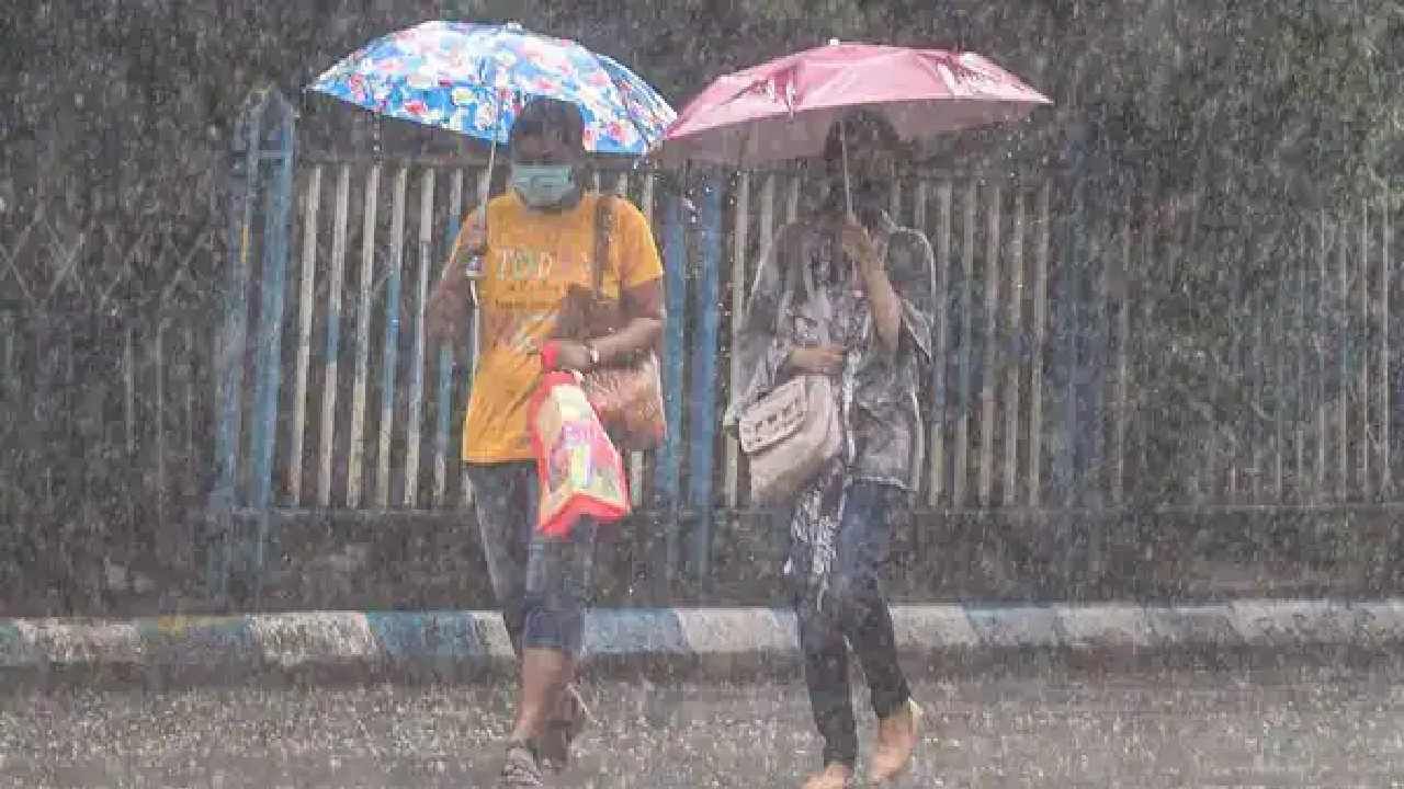 India Weather Updates: ಹಿಮಾಚಲ ಪ್ರದೇಶ, ಉತ್ತರಾಖಂಡದಲ್ಲಿ ಮಳೆ, ಹಲವು ರಾಜ್ಯಗಳಲ್ಲಿ ತಾಪಮಾನ ಏರಿಕೆ India Weather Updates: ಹಿಮಾಚಲ ಪ್ರದೇಶ, ಉತ್ತರಾಖಂಡದಲ್ಲಿ ಮಳೆ, ಹಲವು ರಾಜ್ಯಗಳಲ್ಲಿ ತಾಪಮಾನ ಏರಿಕೆ