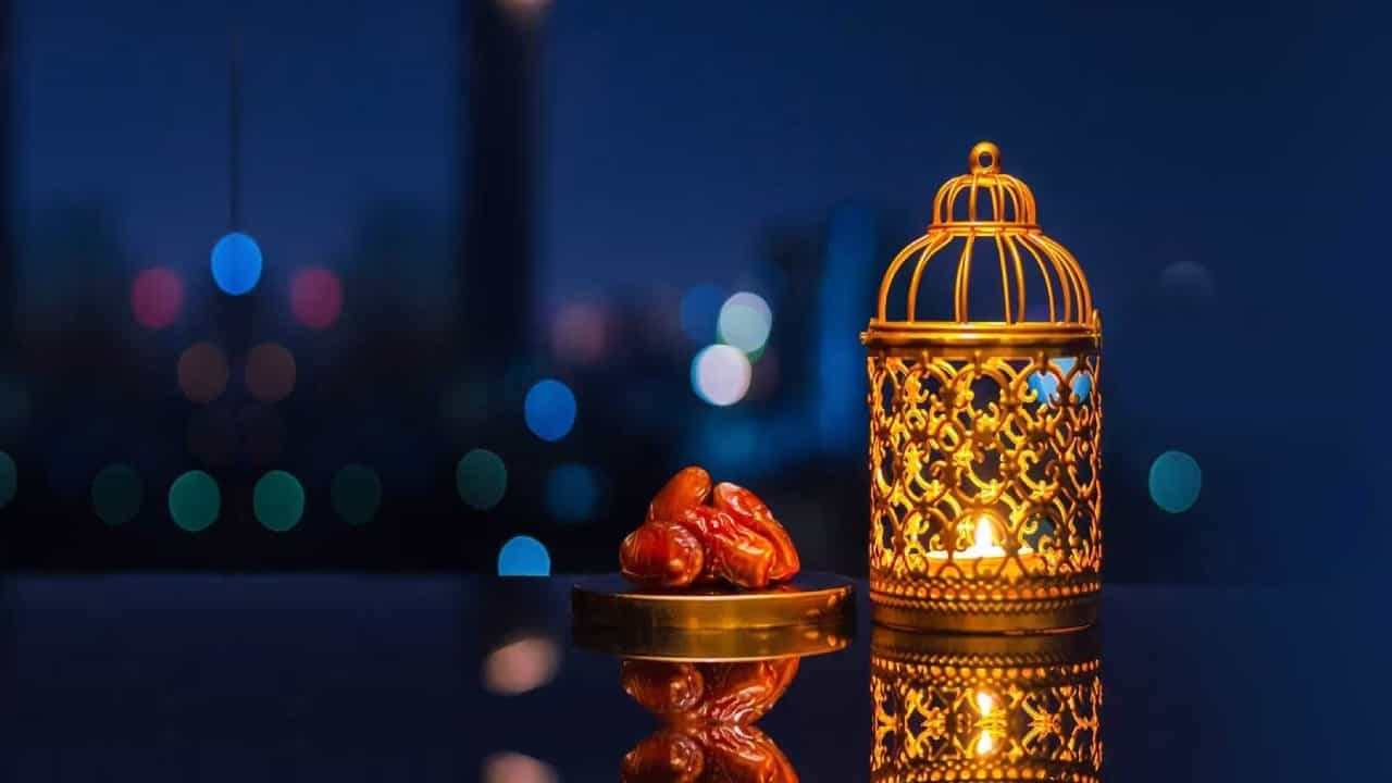 Ramadan Timetable 2023: ರಂಜಾನ್ ಉಪವಾಸ ಯಾವಾಗ ಶುರು? ಇಲ್ಲಿದೆ ಸಹಾರ್, ಇಫ್ತಿಯಾರ್ ವೇಳಾಪಟ್ಟಿ Ramadan Timetable 2023: ರಂಜಾನ್ ಉಪವಾಸ ಯಾವಾಗ ಶುರು? ಇಲ್ಲಿದೆ ಸಹಾರ್, ಇಫ್ತಿಯಾರ್ ವೇಳಾಪಟ್ಟಿ