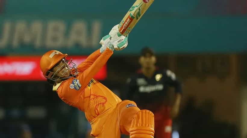 WPL 2023: 18 ಎಸೆತಗಳಲ್ಲಿ ಅರ್ಧಶತಕ! ಆರ್ಸಿಬಿ ಹೈರಾಣ; ಹರ್ಮನ್ಪ್ರೀತ್ ದಾಖಲೆ ಉಡೀಸ್
