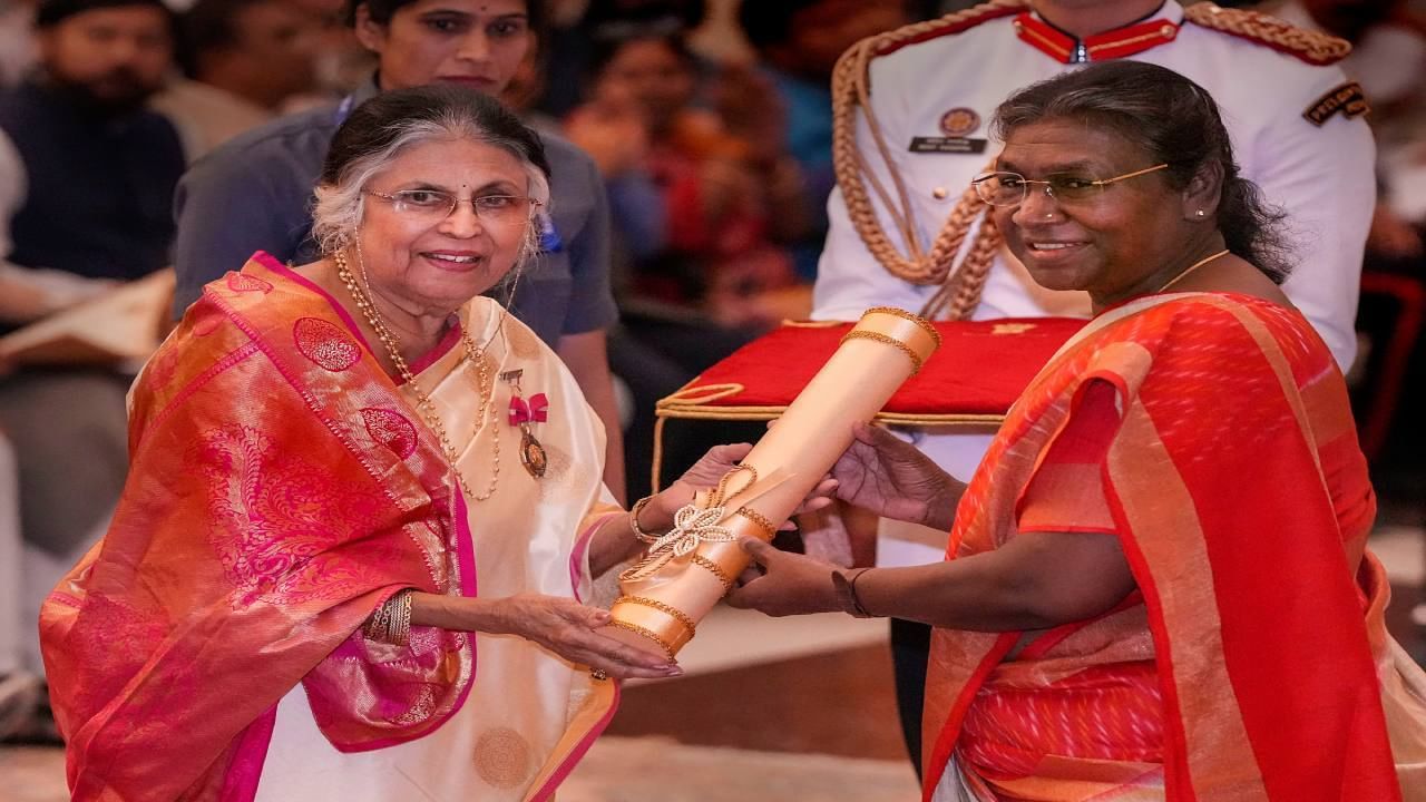 President Droupadi Murmu presented Padma Awards 2023 at Rashtrapati Bhavan on 22 March; More details in Kannada
