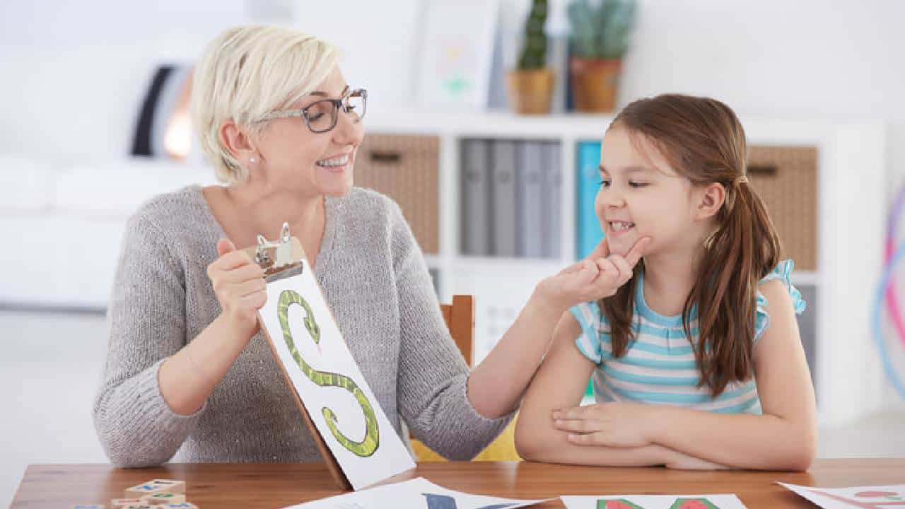 Speech Disabilities: ಮಕ್ಕಳಲ್ಲಿ ಮಾತಿನ ಅಸಮರ್ಥತೆಯನ್ನು ನಿವಾರಿಸಲು ಇಲ್ಲಿವೆ ಕೆಲವು ಸಲಹೆ Speech Disabilities: ಮಕ್ಕಳಲ್ಲಿ ಮಾತಿನ ಅಸಮರ್ಥತೆಯನ್ನು ನಿವಾರಿಸಲು ಇಲ್ಲಿವೆ ಕೆಲವು ಸಲಹೆ