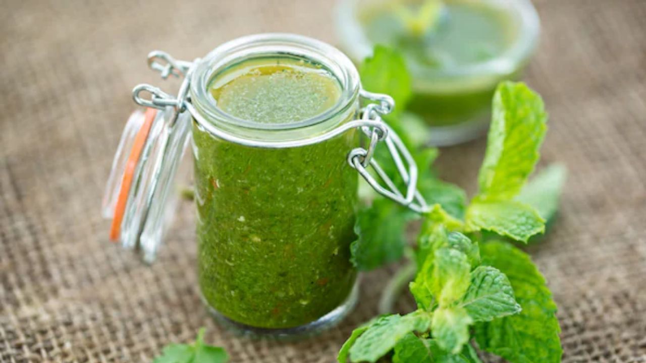 Tomato-Mint Chutney Recipe: ಪಕೋಡಾಕ್ಕೆ ಸೂಪರ್ ಕಾಂಬಿನೇಷನ್ ಟೊಮೆಟೊ, ಪುದೀನಾ ಚಟ್ನಿ