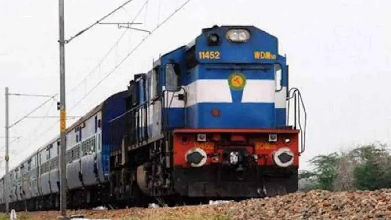 Train Cancelled: ಮಾರ್ಚ್​6 ರಂದು 242 ರೈಲುಗಳ ಸಂಚಾರವನ್ನು ರದ್ದುಪಡಿಸಿದ ಭಾರತೀಯ ರೈಲ್ವೆ