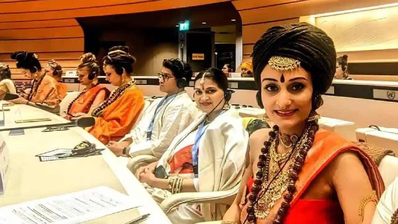 Vijayapriya: ವಿಶ್ವಸಂಸ್ಥೆಯ ಸಭೆಯಲ್ಲಿ ಕೈಲಾಸದಿಂದ ಸ್ವಾಮಿ ನಿತ್ಯಾನಂದನ ಪ್ರತಿನಿಧಿಯಾಗಿ ಭಾಗಿಯಾಗಿದ್ದ ವಿಜಯಪ್ರಿಯ ಯಾರು? Vijayapriya: ವಿಶ್ವಸಂಸ್ಥೆಯ ಸಭೆಯಲ್ಲಿ ಕೈಲಾಸದಿಂದ ಸ್ವಾಮಿ ನಿತ್ಯಾನಂದನ ಪ್ರತಿನಿಧಿಯಾಗಿ ಭಾಗಿಯಾಗಿದ್ದ ವಿಜಯಪ್ರಿಯ ಯಾರು?
