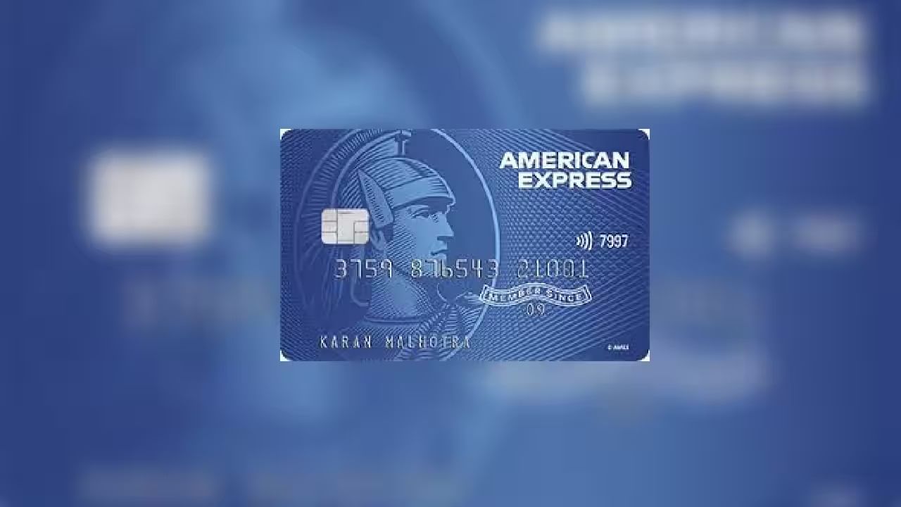 American Express SmartEarn ಕ್ರೆಡಿಟ್ ಕಾರ್ಡ್: ಅಮೇಜಾನ್, ಫ್ಲಿಪ್​ಕಾರ್ಟ್, ಊಬರ್ ಪ್ಲಾಟ್​ಫಾರ್ಮ್​ಗಳಲ್ಲಿ ಈ ಕ್ರೆಡಿಟ್ ಕಾರ್ಡ್ ಬಳಸಿ ಮಾಡಲಾಗುವ ಪ್ರತೀ 50 ರೂ ವೆಚ್ಚಕ್ಕೂ 10 ಪಟ್ಟು ಹೆಚ್ಚು ಮೆಂಬರ್​ಶಿಪ್ ರಿವಾರ್ಡ್ ಅಂಕಗಳು ಸಿಗುತ್ತವೆ. ಪೇಟಿಎಂ ವ್ಯಾಲಟ್, ಸ್ವಿಗ್ಗಿ, ಬುಕ್ ಮೈ ಶೋ, ಪಿವಿಆರ್, ಮಿಂತ್ರಾ, ಜಬೋಂಗ್, ಗ್ರೋಫರ್ಸ್, ಬಿಗ್ ಬಜಾರ್ ಮತ್ತಿತರೆಡೆ ವೆಚ್ಚ ಮಾಡಿದಾಗಲೂ ಬಹಳಷ್ಟು ರಿವಾರ್ಡ್ ಪಾಯಿಂಟ್ಸ್ ಸಿಗುತ್ತವೆ. ಕಾರ್ಡ್ ಪಡೆದು ಮೊದಲ 90 ದಿನಗಳಲ್ಲಿ ನೀವು 10 ಸಾವಿರ ರೂ ವೆಚ್ಚ ಮಾಡಿದರೆ 500 ರೂ ನೇರ ಕ್ಯಾಶ್​ಬ್ಯಾಕ್ ಸಿಗುತ್ತದೆ. ಈ ಕಾರ್ಡ್​ನ ವಾರ್ಷಿಕ ಶುಲ್ಕ 495 ರೂ ಇದೆ.