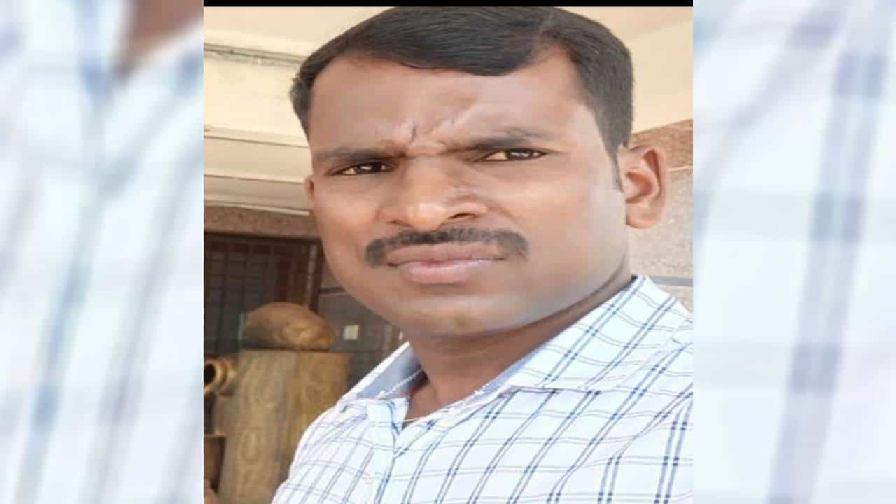 ಚಿಕ್ಕಮಗಳೂರು: ಸಹೋದ್ಯೋಗಿಗಳ ವಿರುದ್ಧ ಪಿತೂರಿ ಆರೋಪ ಕಾನ್ಸ್ಟೇಬಲ್ ಅಮಾನತು ಚಿಕ್ಕಮಗಳೂರು: ಸಹೋದ್ಯೋಗಿಗಳ ವಿರುದ್ಧ ಪಿತೂರಿ ಆರೋಪ ಕಾನ್ಸ್ಟೇಬಲ್ ಅಮಾನತು