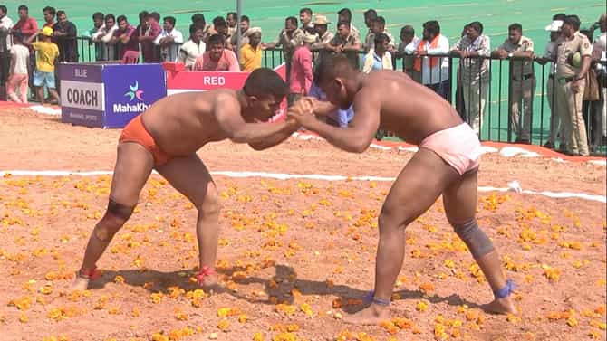 ಹಾವೇರಿ: ಭರ್ಜರಿಯಾಗಿ ನಡೆಯುತ್ತಿರುವ ಕರ್ನಾಟಕ ಕುಸ್ತಿ ಹಬ್ಬ, ಇಲ್ಲಿದೆ ನೋಡಿ ಅದರ ಝಲಕ್​
