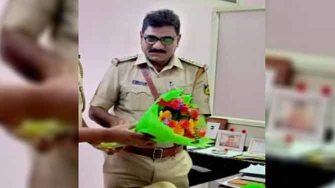 ಬೆಂಗಳೂರು: ಮಹಿಳೆ​ಗೆ ಅಸಭ್ಯವಾಗಿ ಮೆಸೇಜ್​​​​ ಕಳಿಸಿದ ಆರೋಪ; ಪೊಲೀಸ್​ ಇನ್ಸ್​​ಪೆಕ್ಟರ್ ಅಮಾನತು