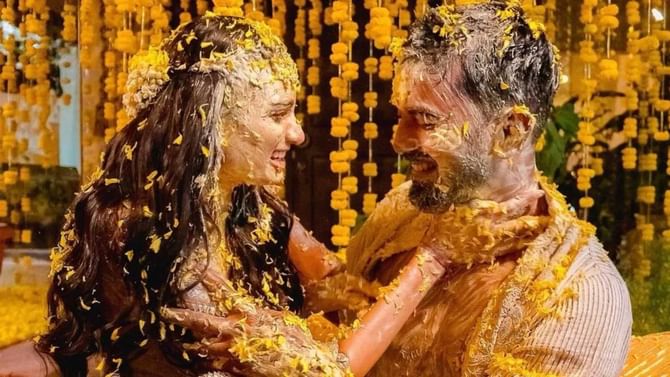 Holi 2023: ಮದುವೆ ಬಳಿಕ ಟೀಂ ಇಂಡಿಯಾದ ಈ ನಾಲ್ವರು ಕ್ರಿಕೆಟಿಗರಿಗೆ ಇದು ಮೊದಲ ಹೋಳಿ ಸಂಭ್ರಮ Holi 2023: ಮದುವೆ ಬಳಿಕ ಟೀಂ ಇಂಡಿಯಾದ ಈ ನಾಲ್ವರು ಕ್ರಿಕೆಟಿಗರಿಗೆ ಇದು ಮೊದಲ ಹೋಳಿ ಸಂಭ್ರಮ