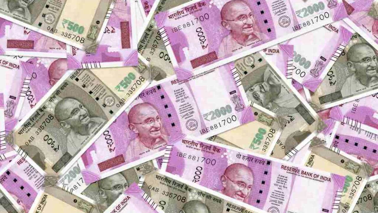 Crorepati: ವರ್ಷಕ್ಕೆ ಶೇ. 15 ವೃದ್ಧಿ; 15 ವರ್ಷದಲ್ಲಿ 1.38 ಕೋಟಿ ಹಣ ನಿಮ್ಮದಾಗಿಸಿಕೊಳ್ಳಿ; ಇದು ಹೇಗೆ ಸಾಧ್ಯ? Crorepati: ವರ್ಷಕ್ಕೆ ಶೇ. 15 ವೃದ್ಧಿ; 15 ವರ್ಷದಲ್ಲಿ 1.38 ಕೋಟಿ ಹಣ ನಿಮ್ಮದಾಗಿಸಿಕೊಳ್ಳಿ; ಇದು ಹೇಗೆ ಸಾಧ್ಯ?