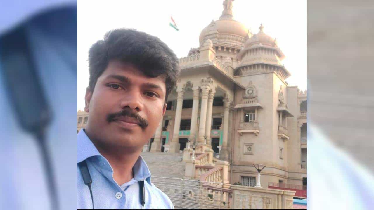ಮೈಸೂರು: ಯುಗಾದಿ ಹಬ್ಬದ ನಿಮಿತ್ತ ತ್ರಿವೇಣಿ ಸಂಗಮದಲ್ಲಿ ಪುಣ್ಯಸ್ನಾನ ಮಾಡಲು ಹೋಗಿ ಎಸ್ಬಿಐ ನೌಕರ ಸಾವು ಮೈಸೂರು: ಯುಗಾದಿ ಹಬ್ಬದ ನಿಮಿತ್ತ ತ್ರಿವೇಣಿ ಸಂಗಮದಲ್ಲಿ ಪುಣ್ಯಸ್ನಾನ ಮಾಡಲು ಹೋಗಿ ಎಸ್ಬಿಐ ನೌಕರ ಸಾವು