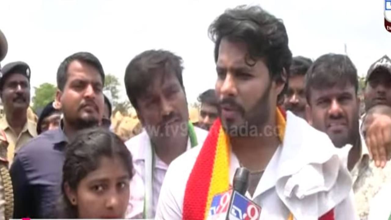 Karnataka Assembly Election 2023: ಚುನಾವಣಾ ರಾಜಕೀಯದಿಂದ ಅನಿತಾ ಕುಮಾರಸ್ವಾಮಿ ಹಿಂದೆ ಸರಿದಿದ್ದಾರೆ: ನಿಖಿಲ್ ಸ್ಪಷ್ಟನೆ Karnataka Assembly Election 2023: ಚುನಾವಣಾ ರಾಜಕೀಯದಿಂದ ಅನಿತಾ ಕುಮಾರಸ್ವಾಮಿ ಹಿಂದೆ ಸರಿದಿದ್ದಾರೆ: ನಿಖಿಲ್ ಸ್ಪಷ್ಟನೆ