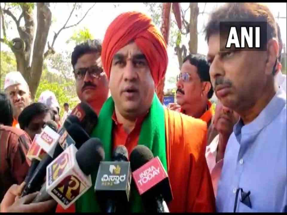 ಪಂಚಮಸಾಲಿಗೆ 2ಎ ಮೀಸಲಾತಿ: ಮಾ.4ರಂದು ಬೆಂಗಳೂರು ವ್ಯಾಪ್ತಿಯ ರಾಜ್ಯ, ರಾಷ್ಟ್ರೀಯ ಹೆದ್ದಾರಿ ತಡೆಗೆ ಸ್ವಾಮೀಜಿ ಕರೆ ಪಂಚಮಸಾಲಿಗೆ 2ಎ ಮೀಸಲಾತಿ: ಮಾ.4ರಂದು ಬೆಂಗಳೂರು ವ್ಯಾಪ್ತಿಯ ರಾಜ್ಯ, ರಾಷ್ಟ್ರೀಯ ಹೆದ್ದಾರಿ ತಡೆಗೆ ಸ್ವಾಮೀಜಿ ಕರೆ