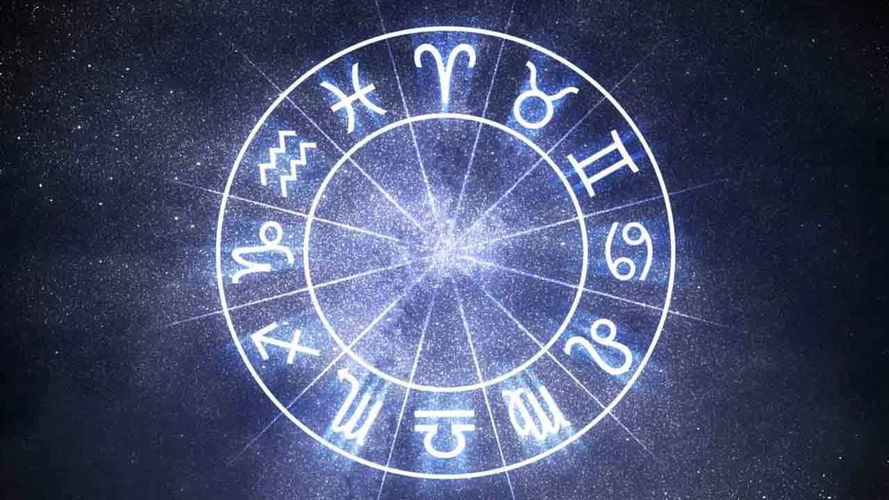 Horoscope Today: ಸಿಂಹ, ಕನ್ಯಾ, ತುಲಾ, ವೃಶ್ಚಿಕ ರಾಶಿಯವರ ಮಂಗಳವಾರದ ದಿನ ಭವಿಷ್ಯ Horoscope Today: ಸಿಂಹ, ಕನ್ಯಾ, ತುಲಾ, ವೃಶ್ಚಿಕ ರಾಶಿಯವರ ಮಂಗಳವಾರದ ದಿನ ಭವಿಷ್ಯ