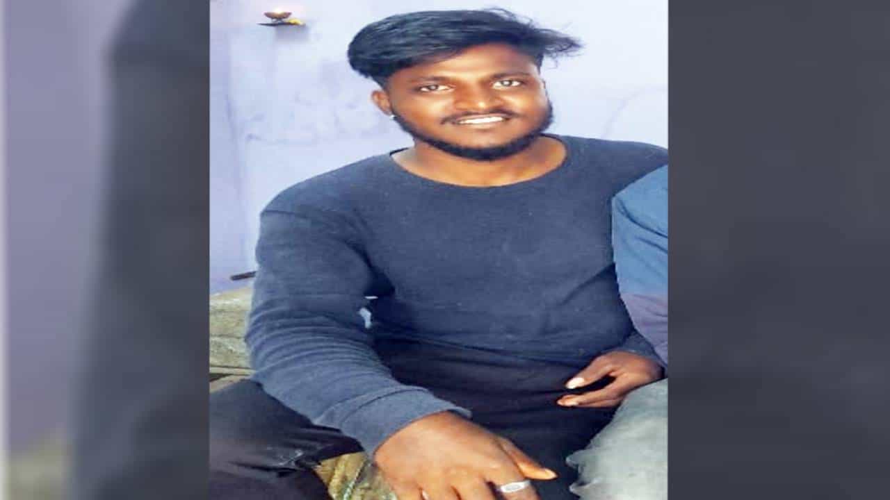 ಶಿವಮೊಗ್ಗ: ಸ್ನೇಹಿತರ ಜೊತೆ ಪಾರ್ಟಿಗೆ ಹೋಗಿದ್ದ ಯುವಕ ಅನುಮಾನಸ್ಪದ ರೀತಿಯಲ್ಲಿ ಸಾವು ಶಿವಮೊಗ್ಗ: ಸ್ನೇಹಿತರ ಜೊತೆ ಪಾರ್ಟಿಗೆ ಹೋಗಿದ್ದ ಯುವಕ ಅನುಮಾನಸ್ಪದ ರೀತಿಯಲ್ಲಿ ಸಾವು