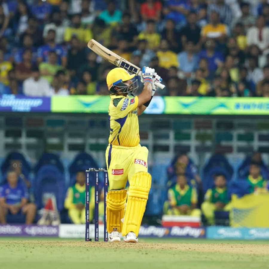 ಮುಂಬೈನ ವಾಂಖೆಡೆ ಕ್ರೀಡಾಂಗಣದಲ್ಲಿ ಶನಿವಾರ ನಡೆದ ಮುಂಬೈ ಇಂಡಿಯನ್ಸ್ ಮತ್ತು ಚೆನ್ನೈ ಸೂಪರ್ ಕಿಂಗ್ಸ್ ನಡುವಣ ಪಂದ್ಯ ರೋಚಕತೆಯಿಂದ ಕೂಡಿತ್ತು. ಸಿಎಸ್ಕೆ ತಂಡದ ಅಜಿಂಕ್ಯಾ ರಹಾನೆ ಸ್ಫೋಟಕ ಬ್ಯಾಟಿಂಗ್ ಇಡೀ ಪಂದ್ಯದ ಪ್ರಮುಖ ಹೈಲೇಟ್ ಆಯಿತು.