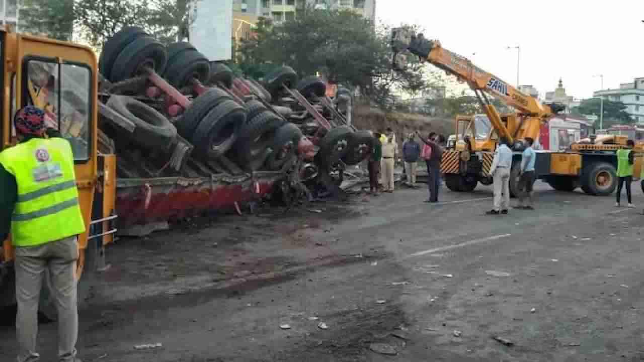 Maharashtra Bus Accident: ಬಸ್​ ಹಾಗೂ ಟ್ರಕ್​ ನಡುವೆ ಮುಖಾಮುಖಿ ಡಿಕ್ಕಿ, ನಾಲ್ವರು ಸಾವು, 22ಕ್ಕೂ ಅಧಿಕ ಮಂದಿಗೆ ಗಾಯ