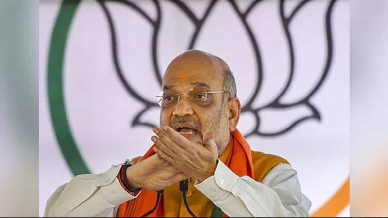 Karnataka elections: ಕೆಲವು ಹಾಲಿ ಶಾಸಕರಿಗೆ ಯಾಕಿಲ್ಲ ಟಿಕೆಟ್; ಅಮಿತ್ ಶಾ ಕೊಟ್ಟ ಉತ್ತರ ಇಲ್ಲಿದೆ Karnataka elections: ಕೆಲವು ಹಾಲಿ ಶಾಸಕರಿಗೆ ಯಾಕಿಲ್ಲ ಟಿಕೆಟ್; ಅಮಿತ್ ಶಾ ಕೊಟ್ಟ ಉತ್ತರ ಇಲ್ಲಿದೆ