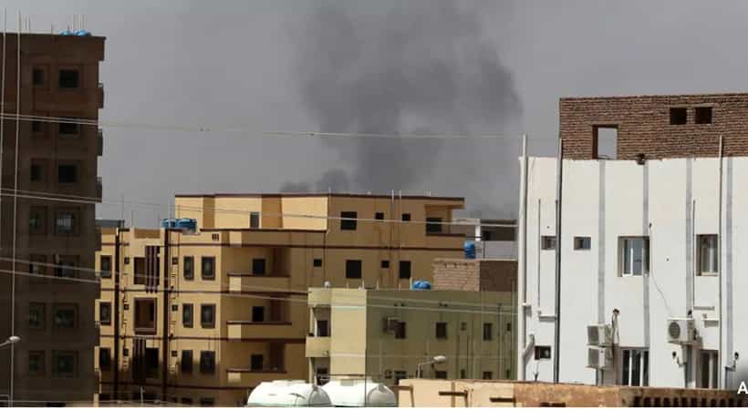Sudan: ಸೇನೆ-ಅರೆಸೇನೆ ನಡುವೆ ಘರ್ಷಣೆ, ಸುಡಾನ್ನಲ್ಲಿರುವ ಭಾರತೀಯರು ಮನೆಯೊಳಗೆ ಇರುವಂತೆ ರಾಯಭಾರ ಕಚೇರಿ ಸೂಚನೆ