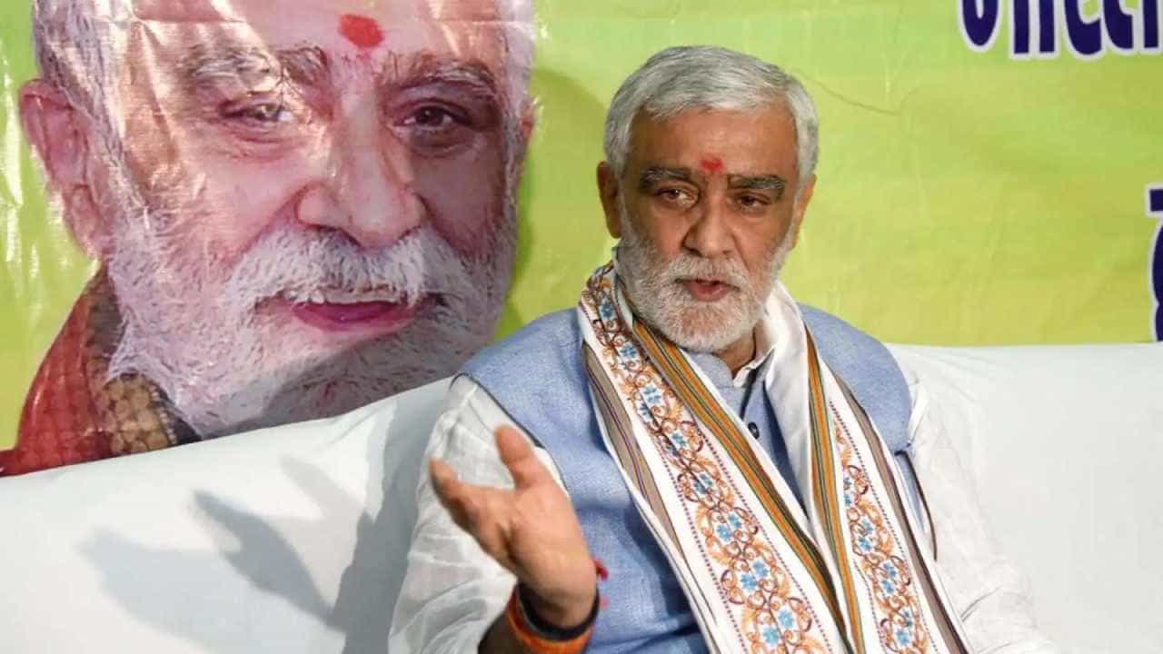 ಗ್ಯಾಂಗ್ಸ್ಟರ್ ಅತೀಕ್ ಅಹ್ಮದ್ ಪರವಾಗಿ ಘೋಷಣೆ ಕೂಗಿದವರನ್ನು ಗುಂಡಿಕ್ಕಿ ಕೊಲ್ಲಬೇಕು: ಸಚಿವ ಅಶ್ವಿನಿ ಚೌಬೆ ಗ್ಯಾಂಗ್ಸ್ಟರ್ ಅತೀಕ್ ಅಹ್ಮದ್ ಪರವಾಗಿ ಘೋಷಣೆ ಕೂಗಿದವರನ್ನು ಗುಂಡಿಕ್ಕಿ ಕೊಲ್ಲಬೇಕು: ಸಚಿವ ಅಶ್ವಿನಿ ಚೌಬೆ