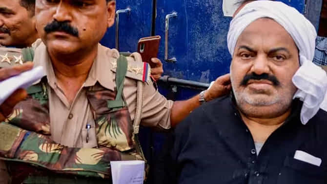 Atiq Ahmad: ಅವರು ನನ್ನನ್ನು ಕೊಲ್ಲಲು ಬಯಸುತ್ತಾರೆ, ನನಗೆ ಜೀವ ಬೆದರಿಕೆ ಇದೆ ಎಂದ ಗ್ಯಾಂಗ್​​ಸ್ಟರ್ ಅತೀಕ್ ಅಹ್ಮದ್
