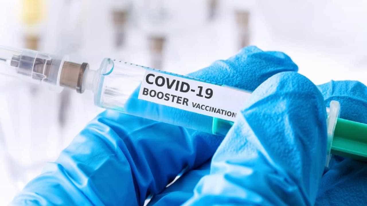 Covid 19 Booster Dose: ಬೂಸ್ಟರ್ ಡೋಸ್ಗಳನ್ನು ತೆಗೆದುಕೊಳ್ಳುವುದರಿಂದ ಯಾವುದೇ ಪ್ರಯೋಜನವಿಲ್ಲ: ಶೇಖರ್ ಮಾಂಡೆ Covid 19 Booster Dose: ಬೂಸ್ಟರ್ ಡೋಸ್ಗಳನ್ನು ತೆಗೆದುಕೊಳ್ಳುವುದರಿಂದ ಯಾವುದೇ ಪ್ರಯೋಜನವಿಲ್ಲ: ಶೇಖರ್ ಮಾಂಡೆ