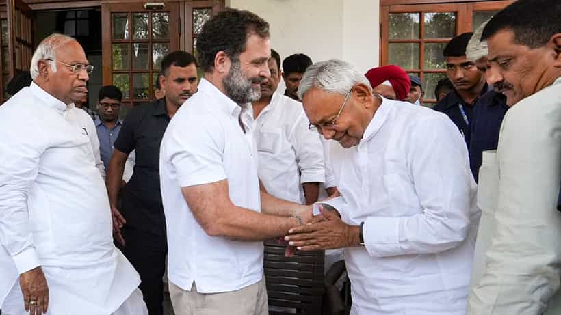 ಪ್ರತಿಪಕ್ಷಗಳನ್ನು ಒಗ್ಗೂಡಿಸಲು ಐತಿಹಾಸಿಕ ಹೆಜ್ಜೆ: ರಾಹುಲ್, ನಿತೀಶ್ ಮಹತ್ವದ ಭೇಟಿ
