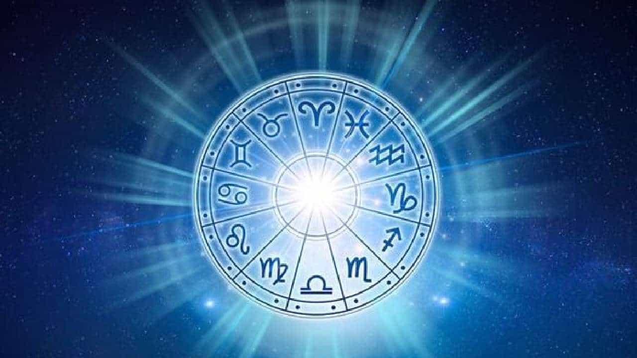 Daily horoscope: ಹಳೆಯ ಘಟನೆಯೇ ಈ ರಾಶಿಯವರ ದಾಂಪತ್ಯದಲ್ಲಿ ಜಗಳಕ್ಕೆ ಕಾರಣವಾಗಲಿದೆ Daily horoscope: ಹಳೆಯ ಘಟನೆಯೇ ಈ ರಾಶಿಯವರ ದಾಂಪತ್ಯದಲ್ಲಿ ಜಗಳಕ್ಕೆ ಕಾರಣವಾಗಲಿದೆ