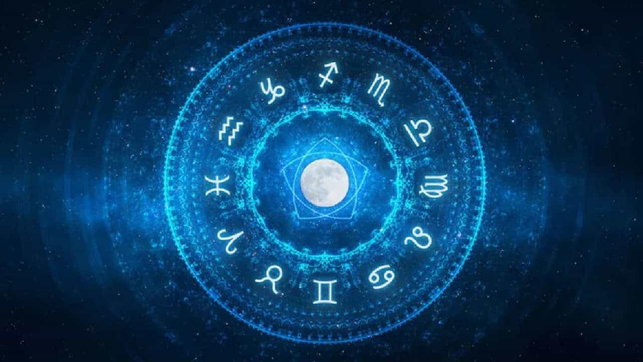 Daily Horoscope: ಸ್ನೇಹಿತರ ಕೆಟ್ಟ ಕೆಲಸದಿಂದ ಈ ರಾಶಿಯವರಿಗೆ ಸಂಕಷ್ಟ ಎದುರಾಗಲಿದೆ Daily Horoscope: ಸ್ನೇಹಿತರ ಕೆಟ್ಟ ಕೆಲಸದಿಂದ ಈ ರಾಶಿಯವರಿಗೆ ಸಂಕಷ್ಟ ಎದುರಾಗಲಿದೆ