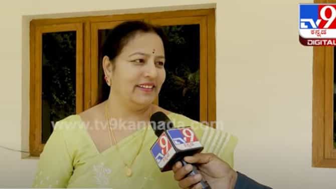 ನಾನು ಟಿಕೆಟ್ ಆಕಾಂಕ್ಷಿಯಾಗಿದ್ದು ನಿಜ, ಆದರೆ ನನಗೆ ಟಿಕೆಟ್ ಮುಖ್ಯ ಅಲ್ಲ, ದೊಡ್ಡಗೌಡರ ಆರೋಗ್ಯ ಮುಖ್ಯ - ಭವಾನಿ ರೇವಣ್ಣ