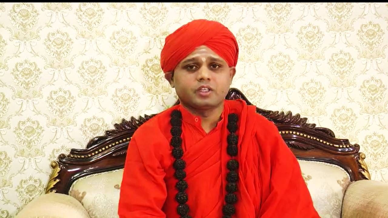 ಚಿತ್ರದುರ್ಗ: ಬೋವಿ ಸಮುದಾಯದ ಕೆಲ ಶಾಸಕರಿಗೆ ಕೈ ತಪ್ಪಿದ ಟಿಕೆಟ್: ಬಿಜೆಪಿ, ಕಾಂಗ್ರೆಸ್ ವಿರುದ್ಧ ಇಮ್ಮಡಿ ಸಿದ್ಧರಾಮೇಶ್ವರ ಶ್ರೀ ಕಿಡಿ ಚಿತ್ರದುರ್ಗ: ಬೋವಿ ಸಮುದಾಯದ ಕೆಲ ಶಾಸಕರಿಗೆ ಕೈ ತಪ್ಪಿದ ಟಿಕೆಟ್: ಬಿಜೆಪಿ, ಕಾಂಗ್ರೆಸ್ ವಿರುದ್ಧ ಇಮ್ಮಡಿ ಸಿದ್ಧರಾಮೇಶ್ವರ ಶ್ರೀ ಕಿಡಿ