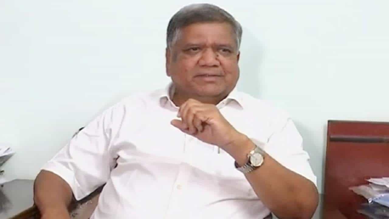 ಪಕ್ಷ ವಿರೋಧಿ ಚಟುವಟಿಕೆ ಹಿನ್ನೆಲೆ ಜಗದೀಶ್ ಶೆಟ್ಟರ್ರವರ 27 ಆಪ್ತರನ್ನು ಉಚ್ಚಾಟನೆ ಮಾಡಿದ ಬಿಜೆಪಿ ಪಕ್ಷ ವಿರೋಧಿ ಚಟುವಟಿಕೆ ಹಿನ್ನೆಲೆ ಜಗದೀಶ್ ಶೆಟ್ಟರ್ರವರ 27 ಆಪ್ತರನ್ನು ಉಚ್ಚಾಟನೆ ಮಾಡಿದ ಬಿಜೆಪಿ