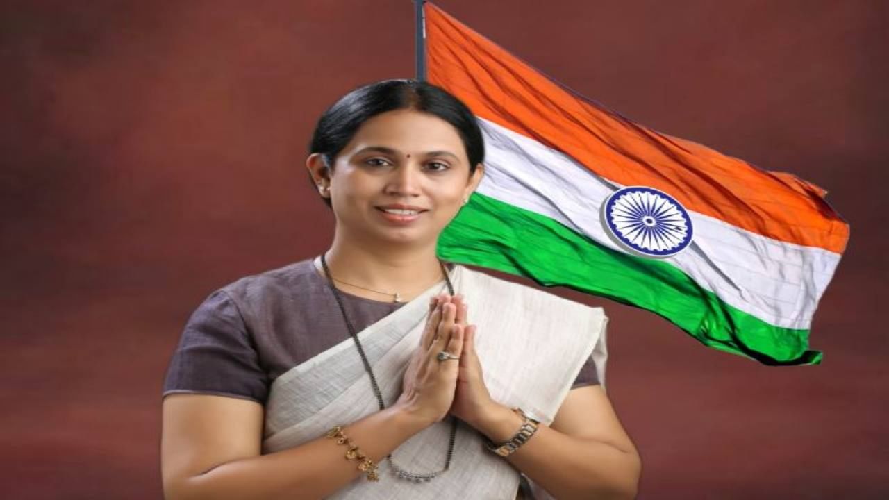 Lakshmi Hebbalkar: ಐದೇ ವರ್ಷಗಳಲ್ಲಿ 7.15 ಕೋಟಿ ರೂ. ತಲುಪಿದ ಲಕ್ಷ್ಮೀ ಹೆಬ್ಬಾಳ್ಕರ್ ಆದಾಯ Lakshmi Hebbalkar: ಐದೇ ವರ್ಷಗಳಲ್ಲಿ 7.15 ಕೋಟಿ ರೂ. ತಲುಪಿದ ಲಕ್ಷ್ಮೀ ಹೆಬ್ಬಾಳ್ಕರ್ ಆದಾಯ