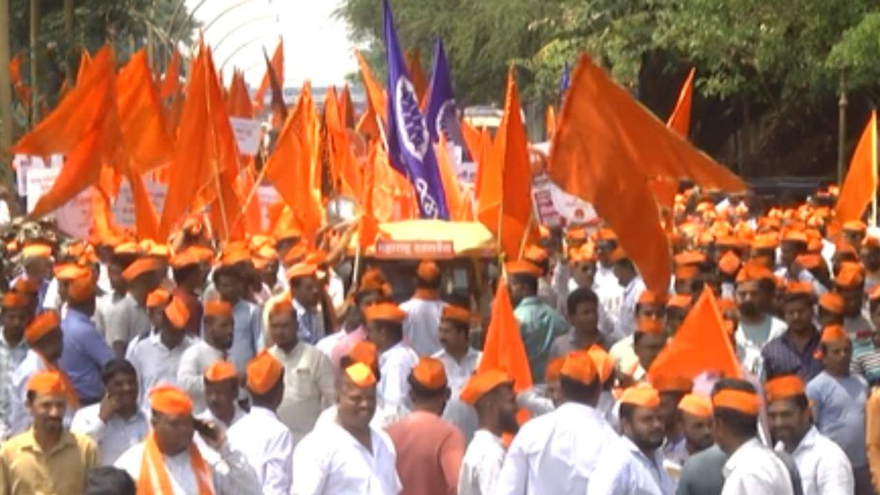 ಬೆಳಗಾವಿಯಲ್ಲಿ ಎಂಇಎಸ್ ಮತ್ತೆ ಪುಂಡಾಟ ಪ್ರದರ್ಶನ: ಮಹಾರಾಷ್ಟ್ರ ಪರ ಘೋಷಣೆ ಬೆಳಗಾವಿಯಲ್ಲಿ ಎಂಇಎಸ್ ಮತ್ತೆ ಪುಂಡಾಟ ಪ್ರದರ್ಶನ: ಮಹಾರಾಷ್ಟ್ರ ಪರ ಘೋಷಣೆ