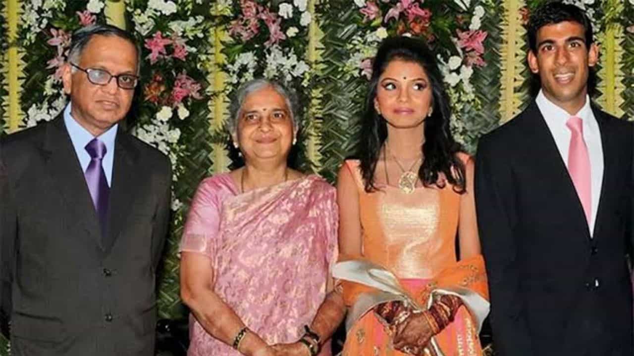 Sudha Murthy: ನನ್ನ ಗಂಡನನ್ನು ಉದ್ಯಮಿಯನ್ನಾಗಿ ಮಾಡಿದ್ದೇನೆ, ಮಗಳು ಆಕೆ ಪತಿಯನ್ನು ಪ್ರಧಾನಿ ಮಾಡಿದ್ದಾಳೆ: ಸುಧಾ ಮೂರ್ತಿ Sudha Murthy: ನನ್ನ ಗಂಡನನ್ನು ಉದ್ಯಮಿಯನ್ನಾಗಿ ಮಾಡಿದ್ದೇನೆ, ಮಗಳು ಆಕೆ ಪತಿಯನ್ನು ಪ್ರಧಾನಿ ಮಾಡಿದ್ದಾಳೆ: ಸುಧಾ ಮೂರ್ತಿ