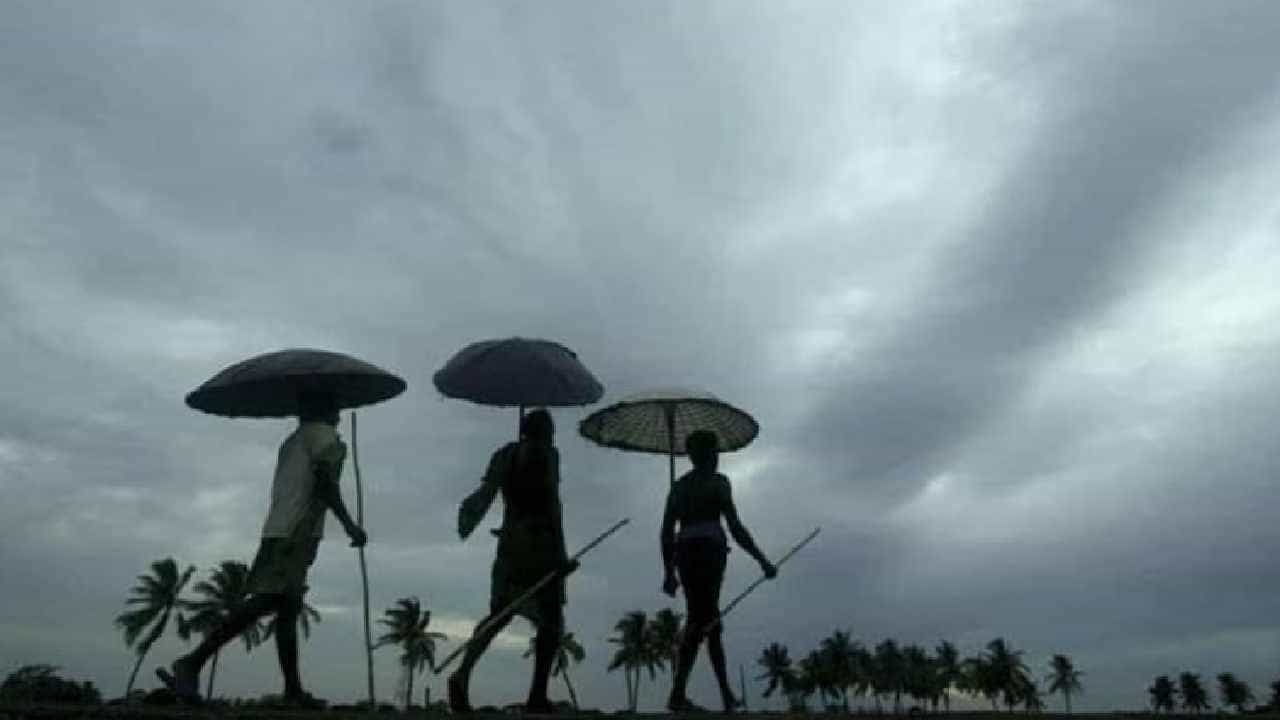 IMD Monsoon Forecast: ಭಾರತದಲ್ಲಿ ಈ ಬಾರಿ ಸಾಧಾರಣ ಮುಂಗಾರು, ವಾಡಿಕೆಗಿಂತ ಕಡಿಮೆ ಮಳೆಯ ನಿರೀಕ್ಷೆ IMD Monsoon Forecast: ಭಾರತದಲ್ಲಿ ಈ ಬಾರಿ ಸಾಧಾರಣ ಮುಂಗಾರು, ವಾಡಿಕೆಗಿಂತ ಕಡಿಮೆ ಮಳೆಯ ನಿರೀಕ್ಷೆ