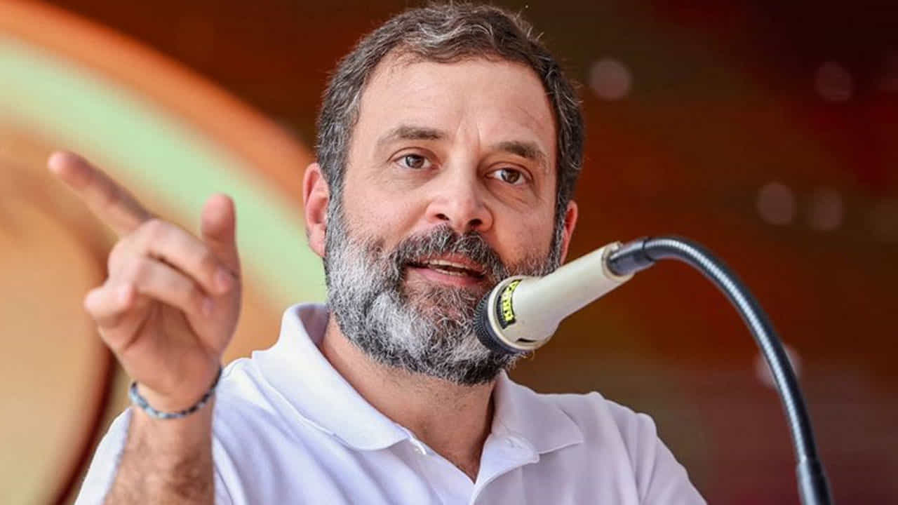 Rahul Gandhi: ಪ್ರಜಾಪ್ರಭುತ್ವವನ್ನು ಉಳಿಸಲು ಮಿತ್ರಕಾಲದ ವಿರುದ್ಧ ಹೋರಾಟ ಇದು: ರಾಹುಲ್ ಗಾಂಧಿ Rahul Gandhi: ಪ್ರಜಾಪ್ರಭುತ್ವವನ್ನು ಉಳಿಸಲು ಮಿತ್ರಕಾಲದ ವಿರುದ್ಧ ಹೋರಾಟ ಇದು: ರಾಹುಲ್ ಗಾಂಧಿ