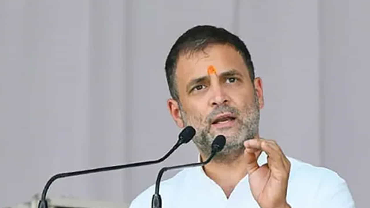 ಮಾನನಷ್ಟ ಮೊಕದ್ದಮೆಯಲ್ಲಿ ಶಿಕ್ಷೆಗೆ ತಡೆಯಾಜ್ಞೆ ಕೋರಿ ಗುಜರಾತ್ ಹೈಕೋರ್ಟ್ ಮೆಟ್ಟಿಲೇರಿದ ರಾಹುಲ್ ಗಾಂಧಿ ಮಾನನಷ್ಟ ಮೊಕದ್ದಮೆಯಲ್ಲಿ ಶಿಕ್ಷೆಗೆ ತಡೆಯಾಜ್ಞೆ ಕೋರಿ ಗುಜರಾತ್ ಹೈಕೋರ್ಟ್ ಮೆಟ್ಟಿಲೇರಿದ ರಾಹುಲ್ ಗಾಂಧಿ