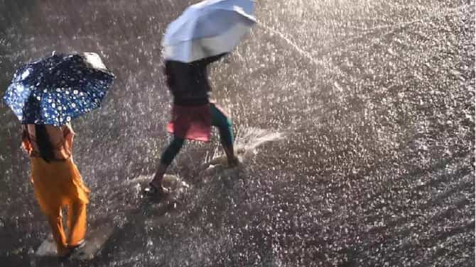 Karnataka Weather: ಚಂಡಮಾರುತ ಪರಿಣಾಮ, ಬೆಂಗಳೂರು ಸೇರಿದಂತೆ ರಾಜ್ಯದ ವಿವಿಧೆಡೆ 5 ದಿನಗಳ ಕಾಲ ಭಾರಿ ಮಳೆಯ ಮುನ್ಸೂಚನೆ