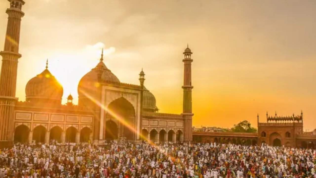 Ramadan Eid 2023: ಇಂದು ಚಂದ್ರ ದರ್ಶನವಾಗದ ಹಿನ್ನೆಲೆ, ಕರಾವಳಿ ಭಾಗದಲ್ಲಿ ಶನಿವಾರ ರಂಜಾನ್ ಹಬ್ಬ ಆಚರಣೆ