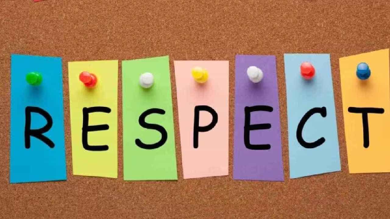 Respect In Relationship: ನಿಮ್ಮ ಸಂಬಂಧದಲ್ಲಿ ಗೌರವ ಕ್ರಮೇಣವಾಗಿ ಕಡಿಮೆಯಾಗುತ್ತಿರುವಂತೆ ಅನ್ನಿಸುತ್ತಿದೆಯೇ? ಈ ವಿಷಯಗಳನ್ನು ಗಮನಿಸಿ Respect In Relationship: ನಿಮ್ಮ ಸಂಬಂಧದಲ್ಲಿ ಗೌರವ ಕ್ರಮೇಣವಾಗಿ ಕಡಿಮೆಯಾಗುತ್ತಿರುವಂತೆ ಅನ್ನಿಸುತ್ತಿದೆಯೇ? ಈ ವಿಷಯಗಳನ್ನು ಗಮನಿಸಿ